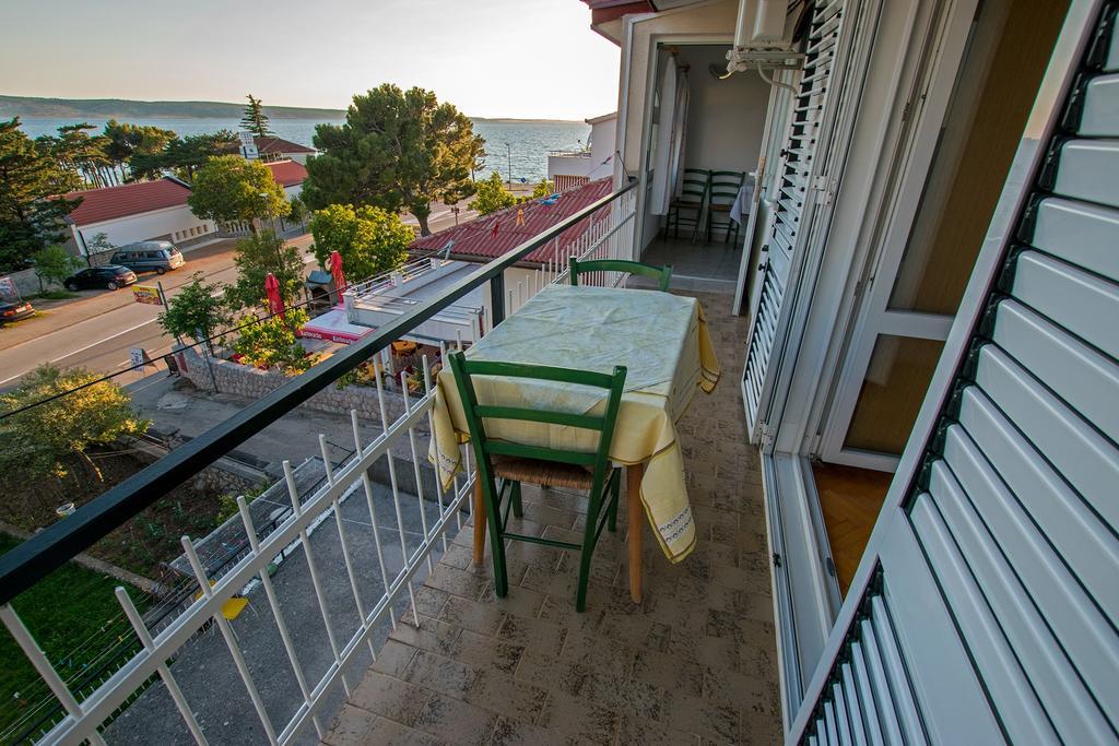 Diana Rooms And Apartments Starigrad Paklenica Exteriér fotografie